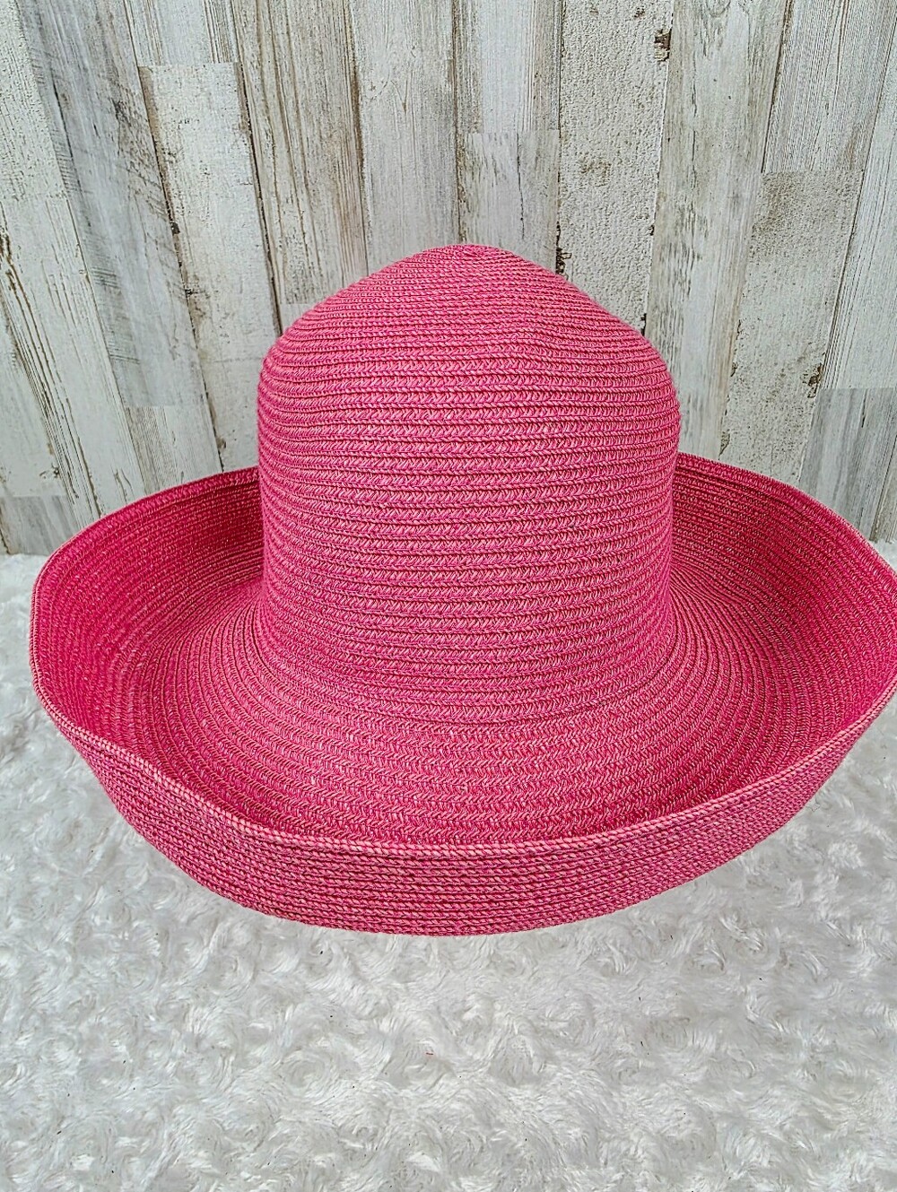 Betmar New York Women's Pink Fuchsia Wide Brim Straw Sun Hat